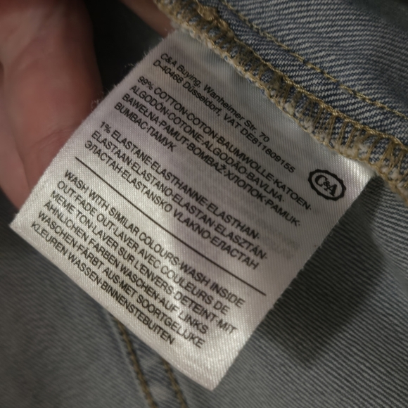 Light Blue Washed Button Up Denim Jacket with Pockets - Picture 7 of 8